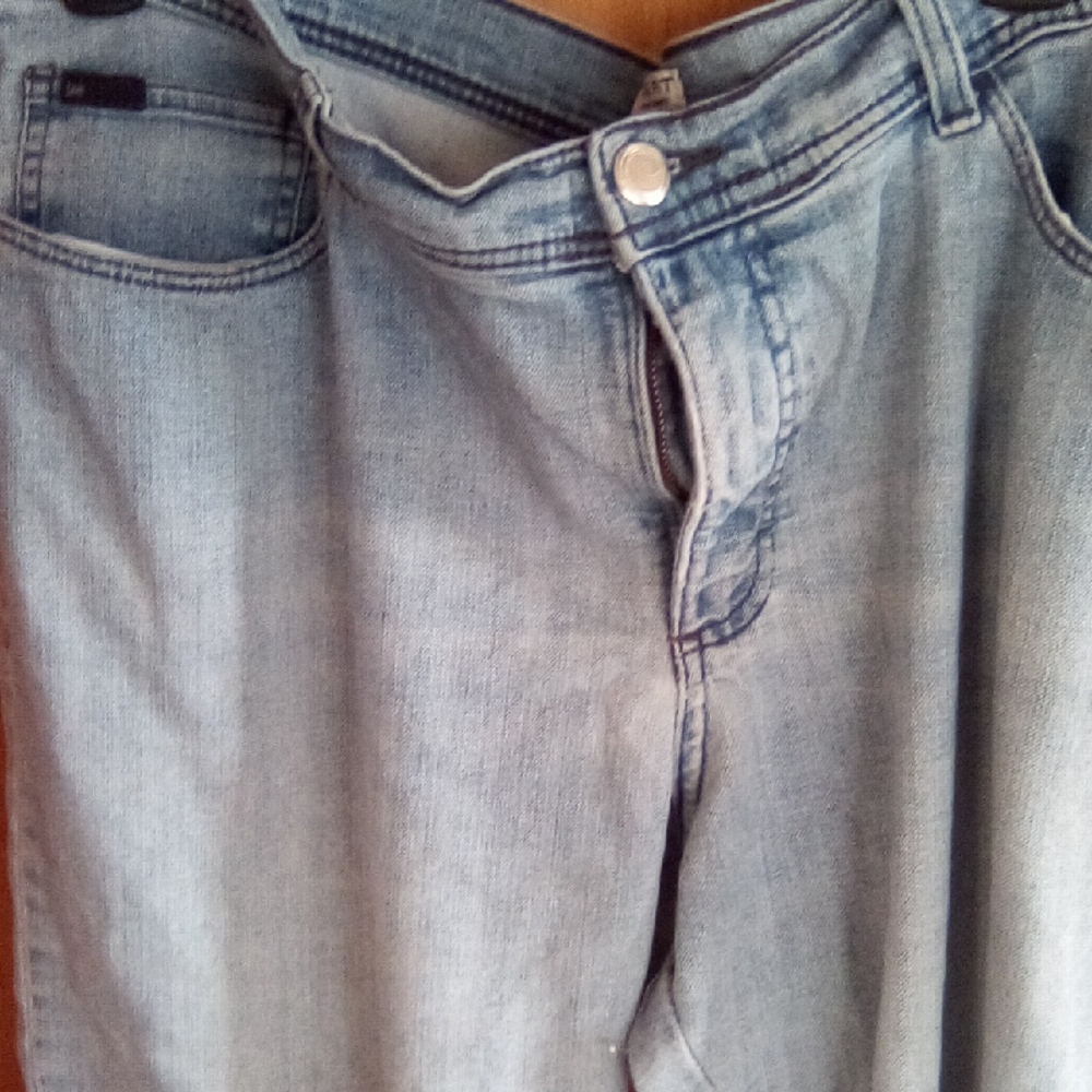 Lee Denim Ankle Jeans in Light Blue
